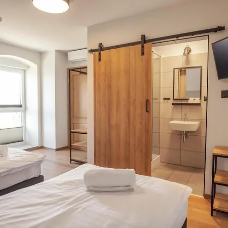 Fotel Mikolowska Ubytování v soukromí